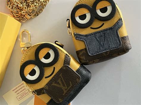 lv minion bag